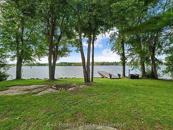 4th image of 3262 Buckhorn Ln