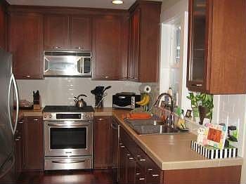 3rd image of 5817 55th Ave NE #A