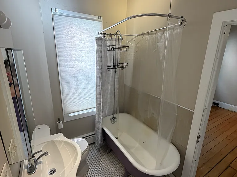 73 Carrington Ave #2 — Photo 15