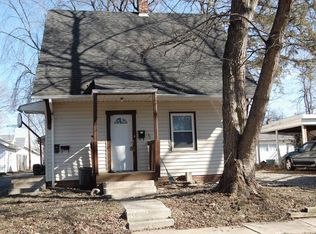 131 N Brewer St, Greenwood, IN 46142