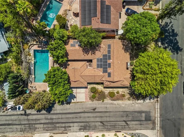 4898 Reforma Rd, Woodland Hills, CA 91364