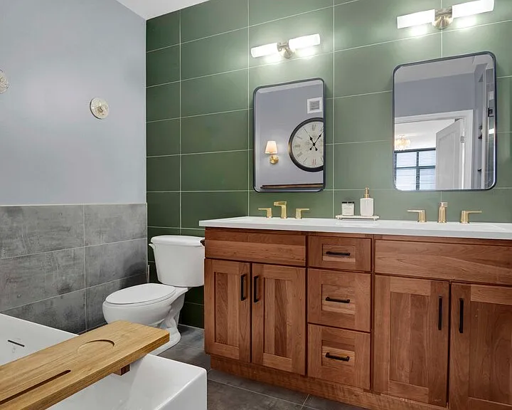 630 N State St #2208 — Photo 31
