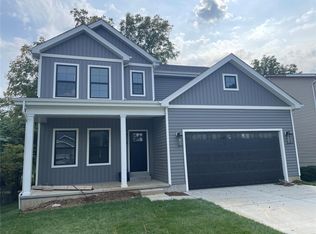 230 E Clinton Pl, Saint Louis, MO 63122