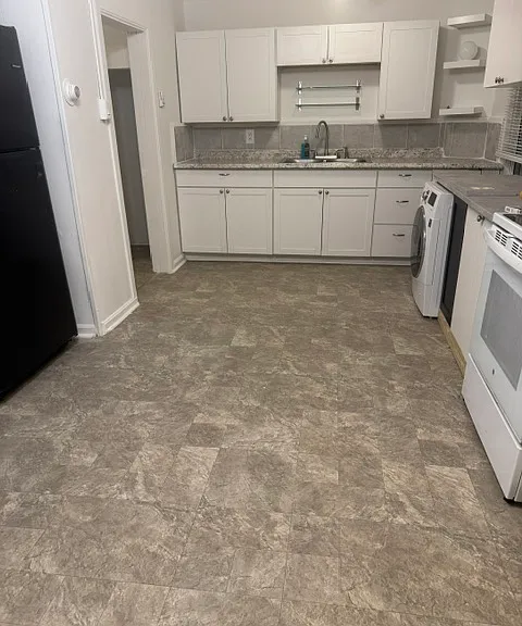 58 Elizabeth St #58 — Photo 12