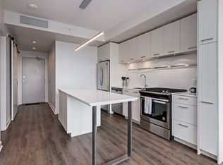 202 14th Ave SW #B18CAA928, Calgary, AB T2R0M2