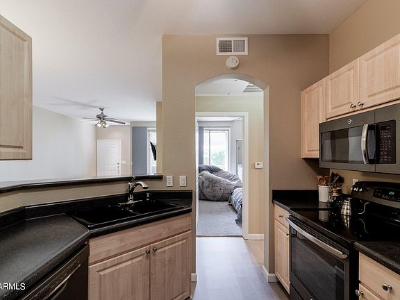 5th image of 1411 E ORANGEWOOD Avenue #132