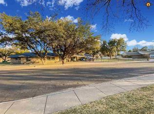 521 E Alto Dr, Hobbs, NM 88240