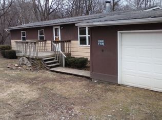 2037 Hillsboro Ct, Harvard, IL 60033