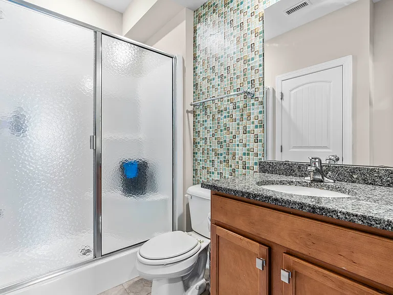 424 Hopwood Way — Photo 14