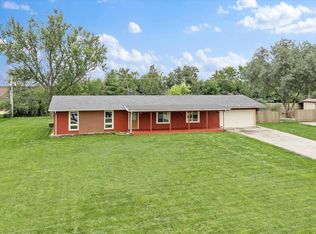 20W441 Diversey Ave, Addison, IL 60101