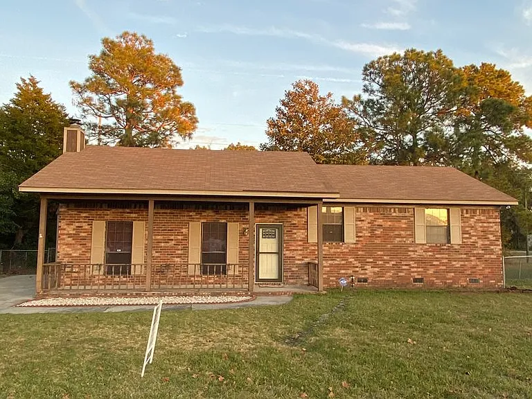 1022 Bacon Rd — Photo 1