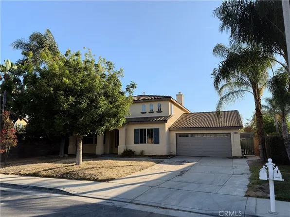 6879 Red Cardinal Ct, Corona, CA 92880