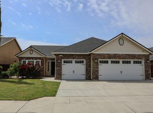 7285 W San Jose Ave, Fresno, CA 93723