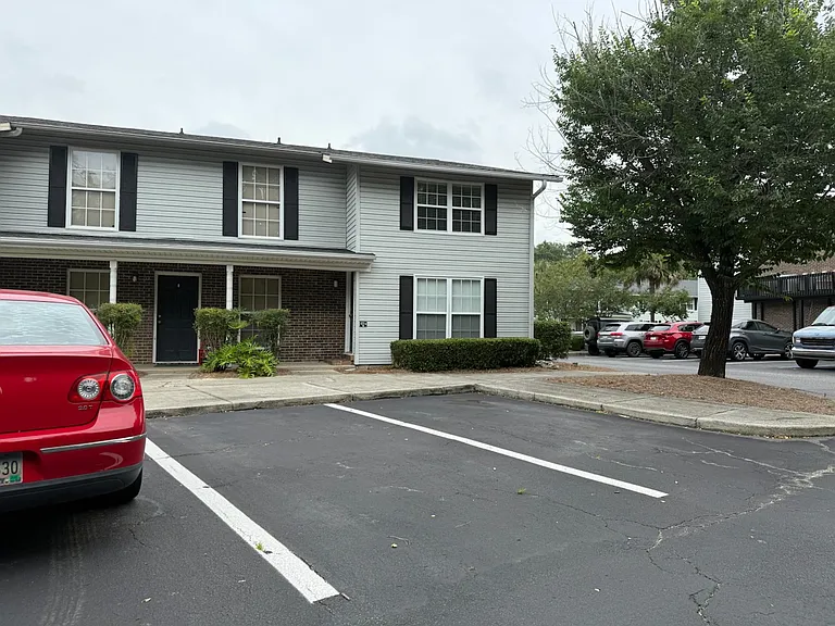 2494 Etiwan Ave #E6 — Photo 15
