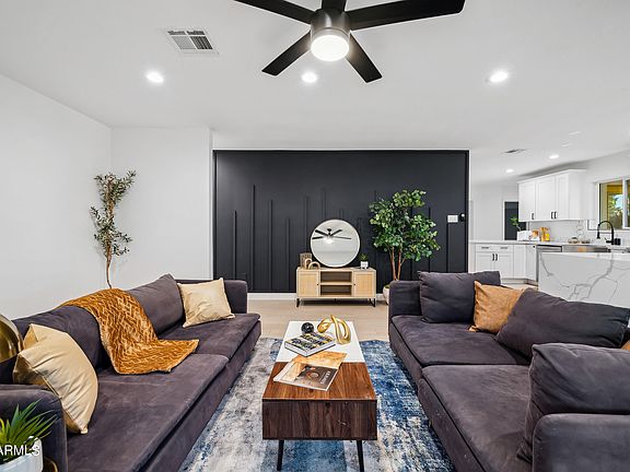4th image of 4734 E WINDSOR Avenue