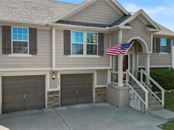 1502 Jules Ct, Kearney, MO 64060