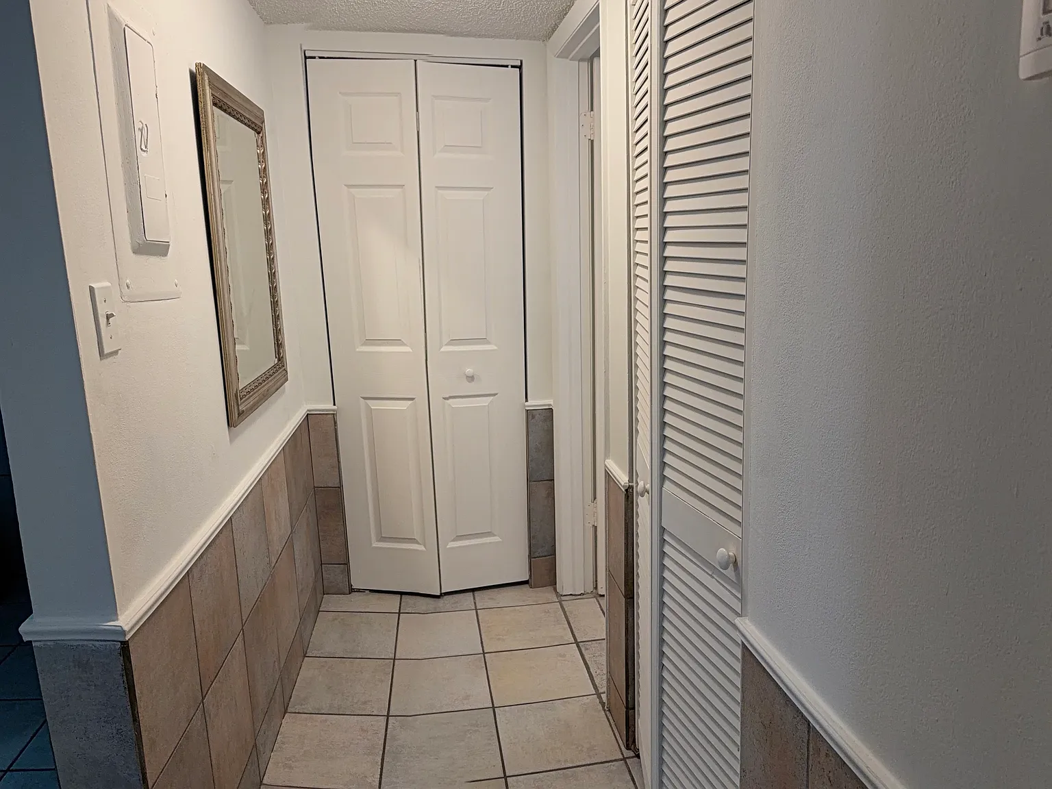 4506 3rd Street Cir W — Photo 3