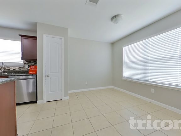 4th image of 336 Comanche Plains Rd
