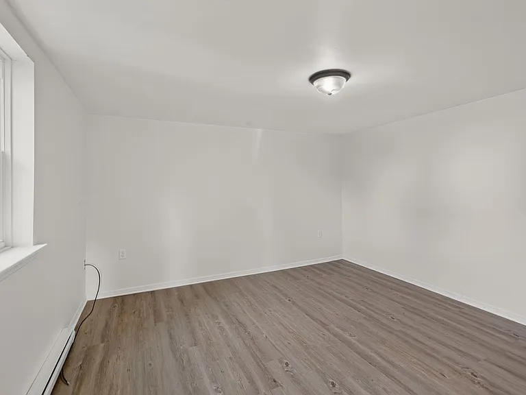339 Water St #339 — Photo 10