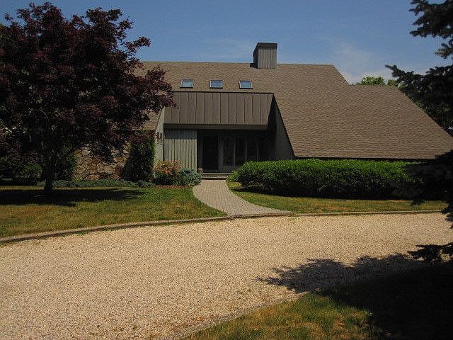1st image of 33 Cormorant Dr