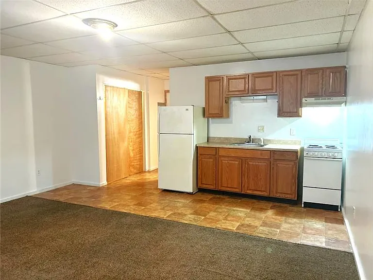 183 Woodmont Ave #7 — Photo 3