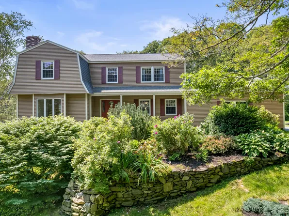 49 Page Lane, Boothbay, ME 04537