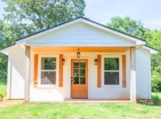 212 Parkview Dr, Ripley, MS 38663