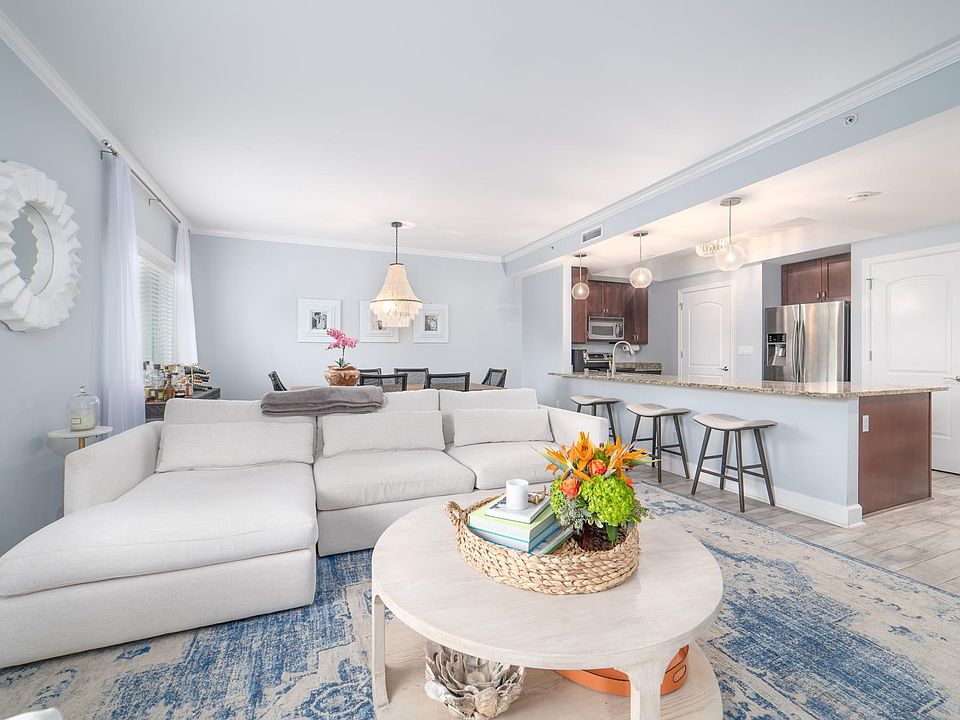 1st image of 525 N 3rd St #202