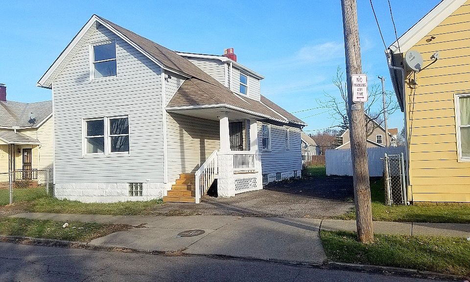 1st image of 3279 W 50th St