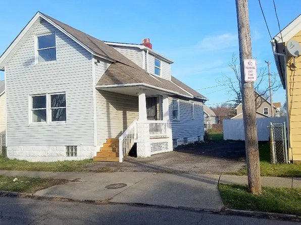 3279 W 50th St, Cleveland, OH 44102