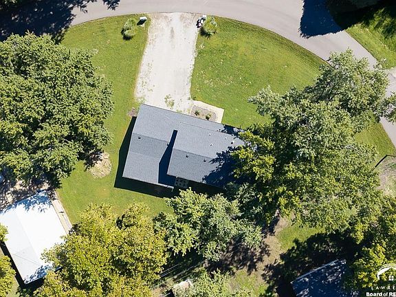 2nd image of 116 Linden Cir