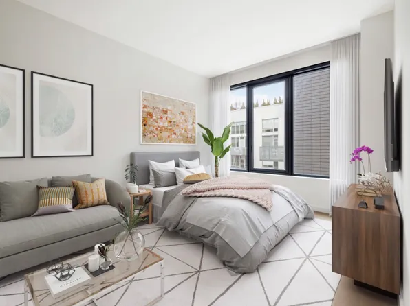 215 North Tenth Street image 1 of 9