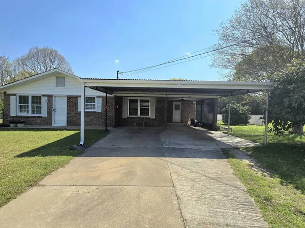 106 Mason Dr, Centerville, GA 31028