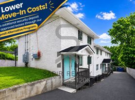 359 Lanier St NW