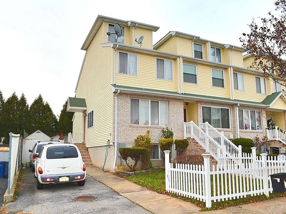1st image of 200 Kenilworth Ave