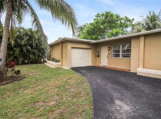 6841 NW 24th Ct, Sunrise, FL 33313