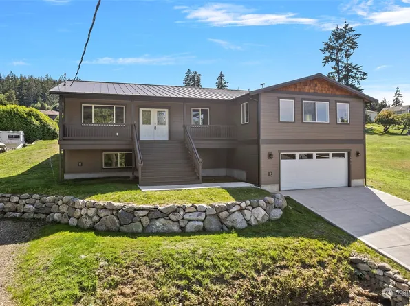 670 Maplewood Loop, Oak Harbor, WA 98277