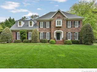 4331 Bridgewood Ln, Charlotte, NC 28226