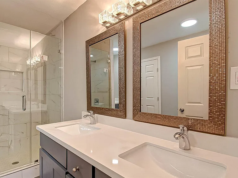 1104 W Tri Oaks Ln #119 — Photo 18