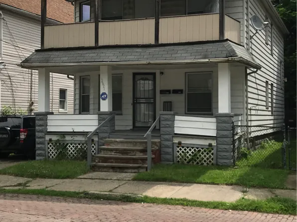 2971 E 66th St, Cleveland, OH 44127