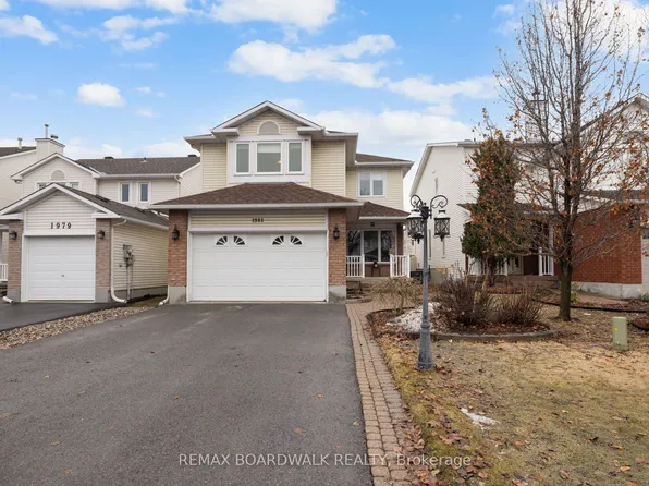 1981 Orchardview Ave, Ottawa, ON K4A 3B8