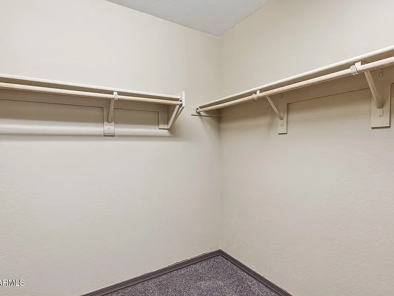 7422 S 28th Pl — Photo 32