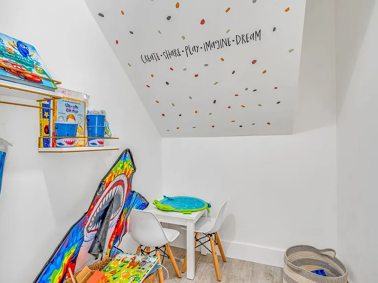 90B Sombrero Beach Rd — Photo 14