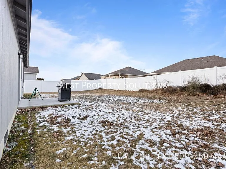 413 S Trillium Way — Photo 5