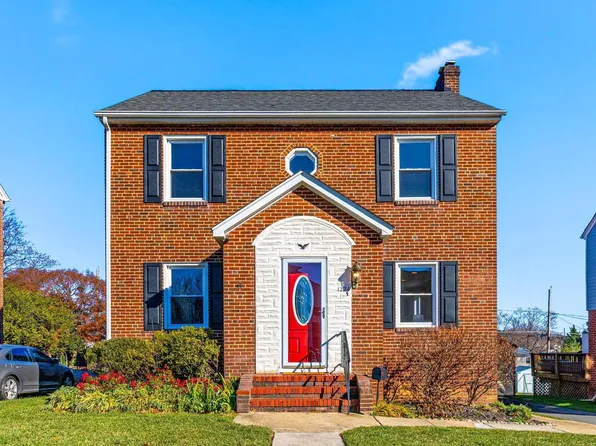 1224 Circle Dr, Baltimore, MD 21227