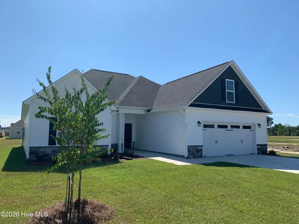499 Appalachian Trail N, Jacksonville, NC 28546