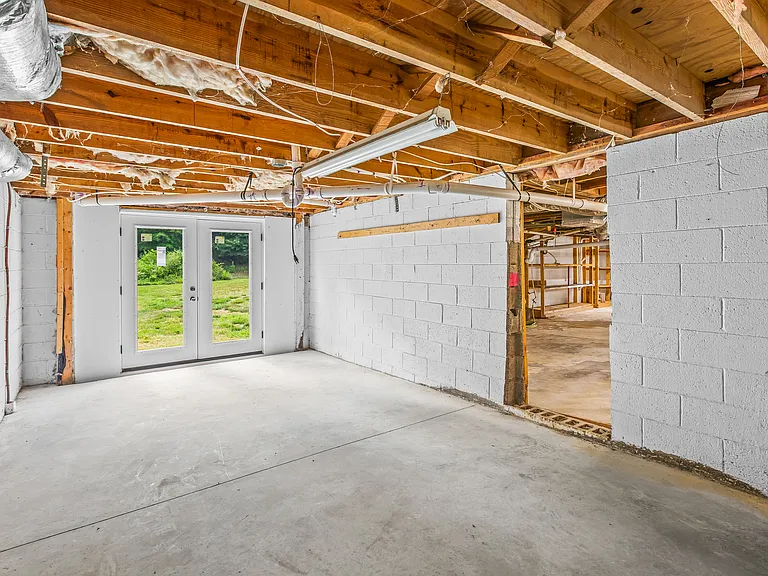 5220 Brenda Dr — Photo 19