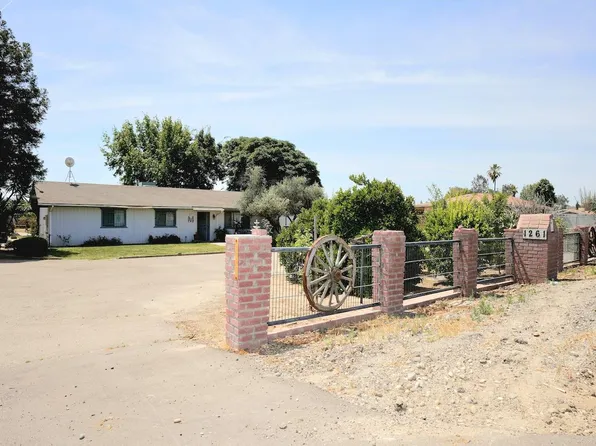 1261 E Adams Ave, Fresno, CA 93725