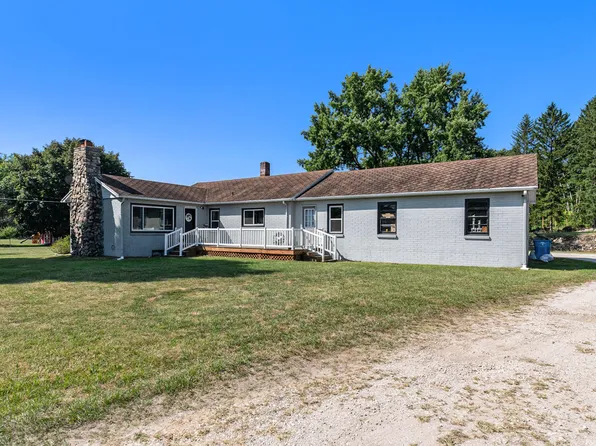 33273 Us Highway 12, Niles, MI 49120