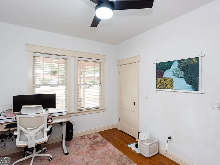 1698 Temple Ave — Photo 12